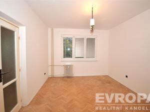 Pronájem bytu 2+1, Praha - Veleslavín, Křenova, 54 m2