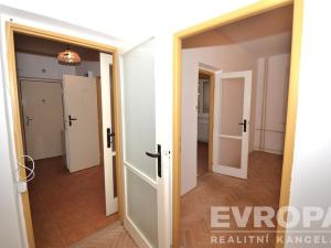 Pronájem bytu 2+1, Praha - Veleslavín, Křenova, 54 m2
