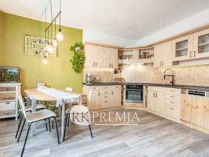 Prodej rodinného domu, Dubí - Mstišov, Dvojhradí, 166 m2