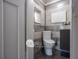 Prodej rodinného domu, Dubí - Mstišov, Dvojhradí, 166 m2