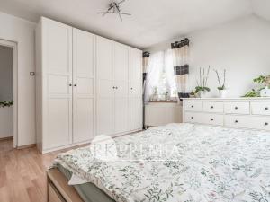 Prodej rodinného domu, Dubí - Mstišov, Dvojhradí, 166 m2