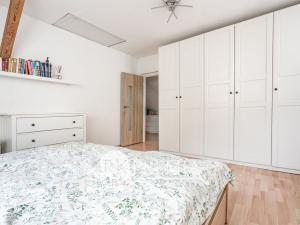 Prodej rodinného domu, Dubí - Mstišov, Dvojhradí, 166 m2