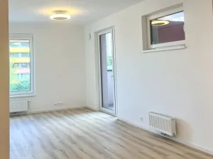 Pronájem bytu 2+kk, Praha, Milánská, 60 m2