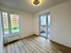 Pronájem bytu 2+kk, Praha, Milánská, 60 m2