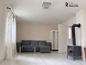 Pronájem rodinného domu, Karlovy Vary - Stará Role, Palackého, 120 m2