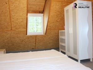 Pronájem rodinného domu, Karlovy Vary - Stará Role, Palackého, 120 m2