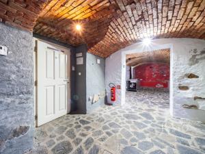 Prodej obchodního prostoru, České Budějovice - České Budějovice 1, nám. Přemysla Otakara II., 301 m2