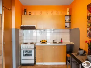 Prodej bytu 2+kk, Praha, U pramene, 49 m2