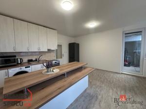 Prodej bytu 2+kk, Praha - Troja, Hnězdenská, 43 m2