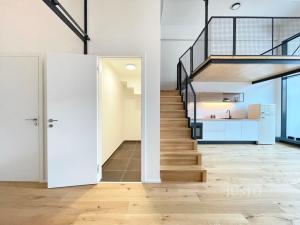 Pronájem bytu 1+kk, Praha, Naskové, 45 m2