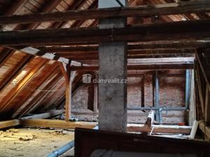 Prodej atypického bytu, Doksy, Komenského, 160 m2