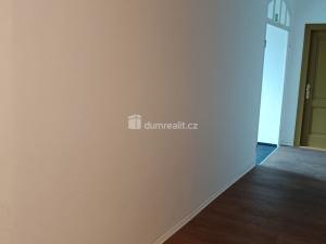 Prodej atypického bytu, Doksy, Komenského, 160 m2