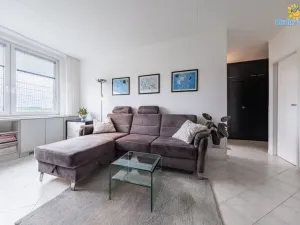 Pronájem bytu 2+kk, Praha - Písnice, Na okruhu, 43 m2