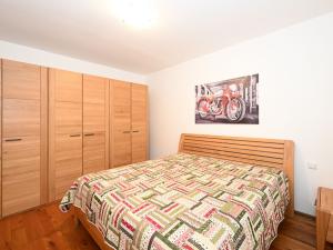 Pronájem bytu 3+1, Praha - Vokovice, Africká, 68 m2