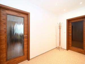 Pronájem bytu 3+1, Praha - Vokovice, Africká, 68 m2