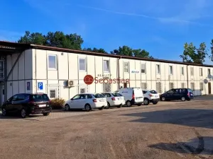 Pronájem komerční nemovitosti, Hradec Králové - Třebeš, V Mlejnku, 200 m2