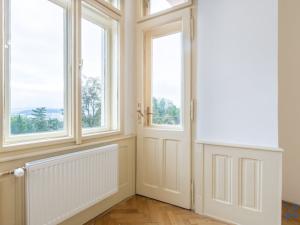 Pronájem bytu 3+1, Praha - Vinohrady, U Havlíčkových sadů, 121 m2