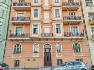 Pronájem bytu 3+1, Praha - Vinohrady, U Havlíčkových sadů, 121 m2