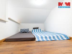 Prodej pozemku pro bydlení, Křenovice, 755 m2