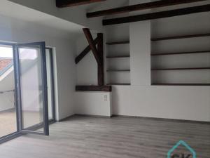 Pronájem bytu 3+1, Krnov - Pod Bezručovým vrchem, nám. Minoritů, 110 m2