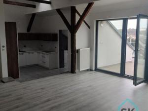Pronájem bytu 3+1, Krnov - Pod Bezručovým vrchem, nám. Minoritů, 110 m2