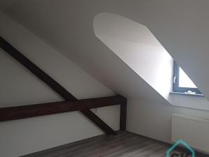 Pronájem bytu 3+1, Krnov - Pod Bezručovým vrchem, nám. Minoritů, 110 m2