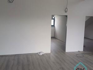 Pronájem bytu 3+1, Krnov - Pod Bezručovým vrchem, nám. Minoritů, 110 m2