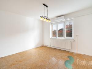 Prodej bytu 3+1, České Budějovice, Chelčického, 73 m2