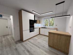 Pronájem bytu 2+1, Vsetín, U Hřiště, 56 m2