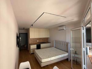Prodej bytu 1+kk, Drač, 35 m2