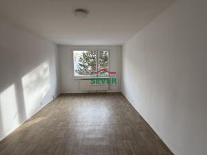 Prodej bytu 2+1, Chomutov, Holešická, 62 m2