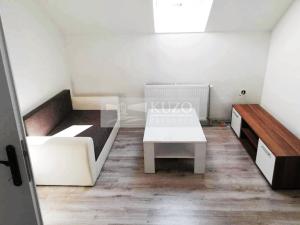 Prodej bytu 3+kk, Byšice, B. Němcové, 78 m2