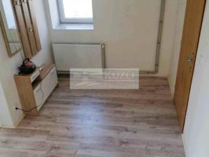 Prodej bytu 3+kk, Byšice, B. Němcové, 78 m2