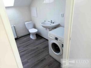 Prodej bytu 3+kk, Byšice, B. Němcové, 65 m2