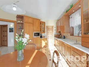 Prodej rodinného domu, Nymburk, Pístecká, 350 m2