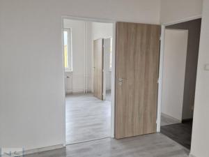 Pronájem bytu 2+1, Krnov - Pod Cvilínem, SPC S, 58 m2