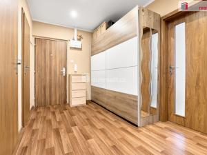 Prodej bytu 3+1, Ostrov, Lidická, 75 m2