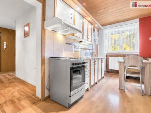Prodej bytu 2+1, Lubenec, Karlovarská, 67 m2