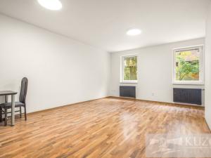 Prodej bytu 2+kk, Klatovy, Čechova, 70 m2