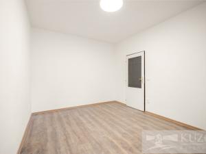 Prodej bytu 2+kk, Klatovy, Čechova, 70 m2