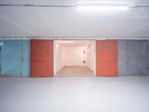 Prodej garáže, Vlašim, Na Potoce, 18 m2