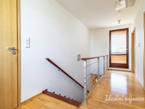 Pronájem bytu 4+kk, Měšice, Nad Babím dolem, 131 m2