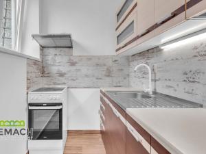 Pronájem bytu 2+1, Lhota pod Hořičkami, 47 m2