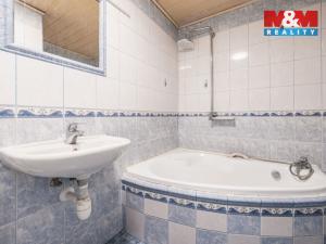 Prodej bytu 4+1, Čestice, 89 m2