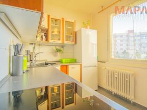 Prodej bytu 2+1, Chomutov, Bezručova, 62 m2