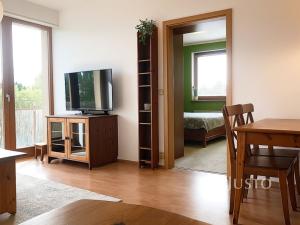 Pronájem bytu 2+kk, Praha, Štěpařská, 53 m2