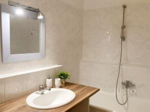 Pronájem bytu 2+kk, Praha, Štěpařská, 53 m2