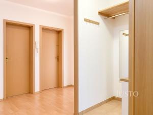 Pronájem bytu 2+kk, Praha, Štěpařská, 53 m2