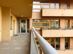 Pronájem bytu 2+kk, Praha, Štěpařská, 53 m2