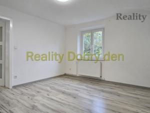 Pronájem bytu 2+1, Opava, Těšínská, 48 m2
